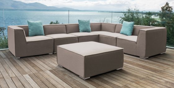 Outdoor modular sofas & armchairs