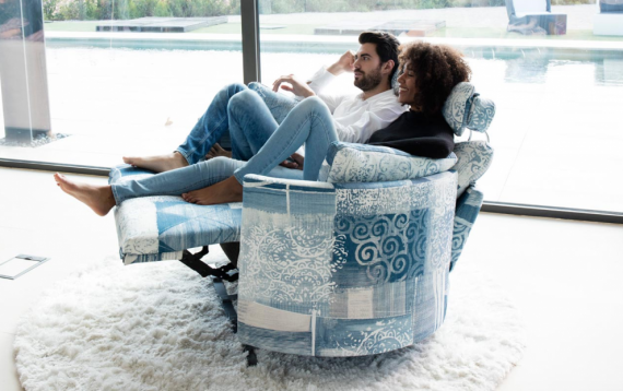 fama moonrise wide reclining armchair