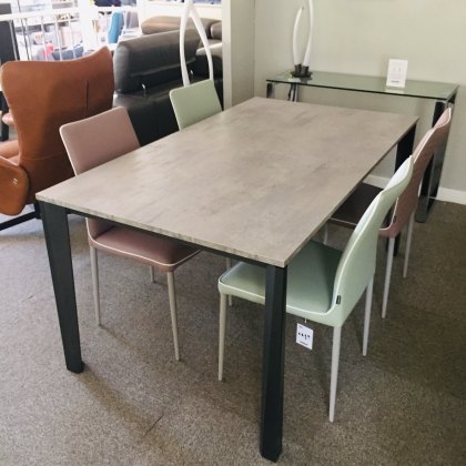 Ingenia Prisma Melamine extending dining table