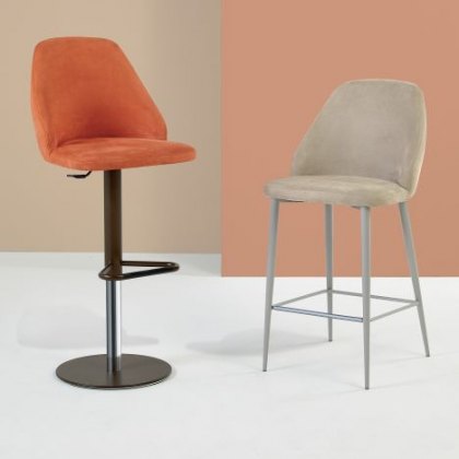 Ingenia Casa Matilda Low Barstool