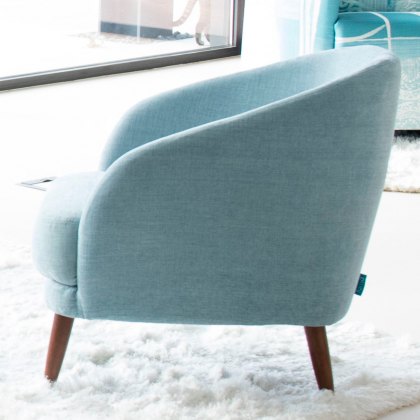 Fama Komba armchair