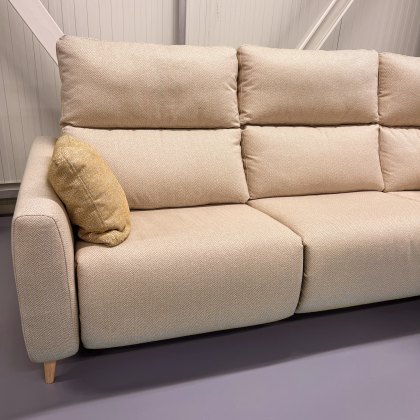 Fama Axel sofa S1+NR+N+Y+N+S2 display