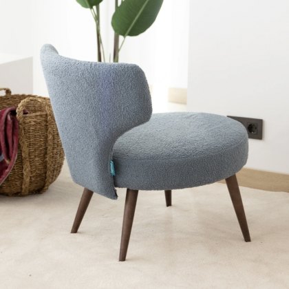 Fama Zipo accent chair