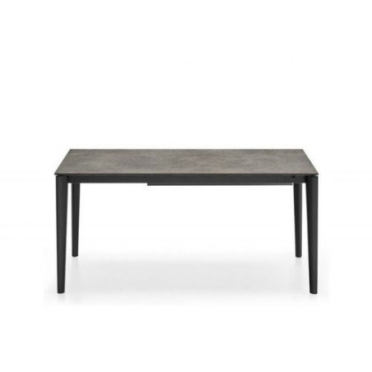 Connubia Calligaris extending Artic table