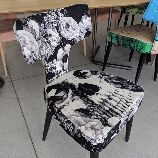 Skulls dining chair