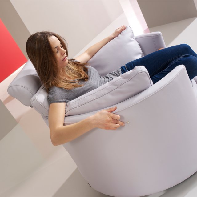 Fama Moon electric recliner armchair