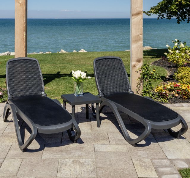 Nardi Omega outdoor sun loungers