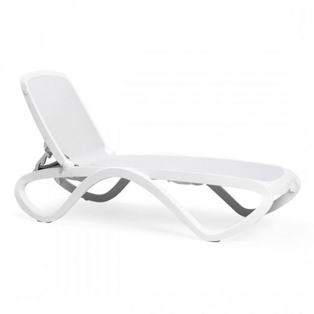 Nardi Omega outdoor sun lounger white