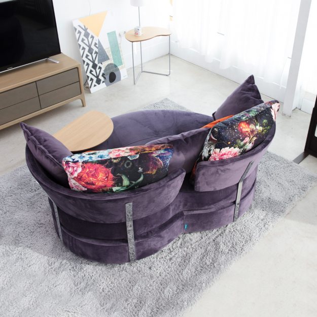 Fama Fama MyApple loveseat