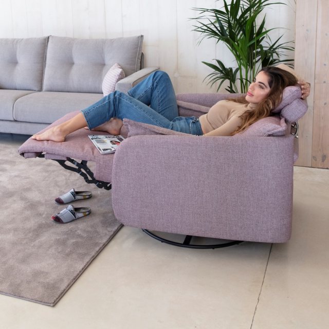 Fama Fama Eva power recliner