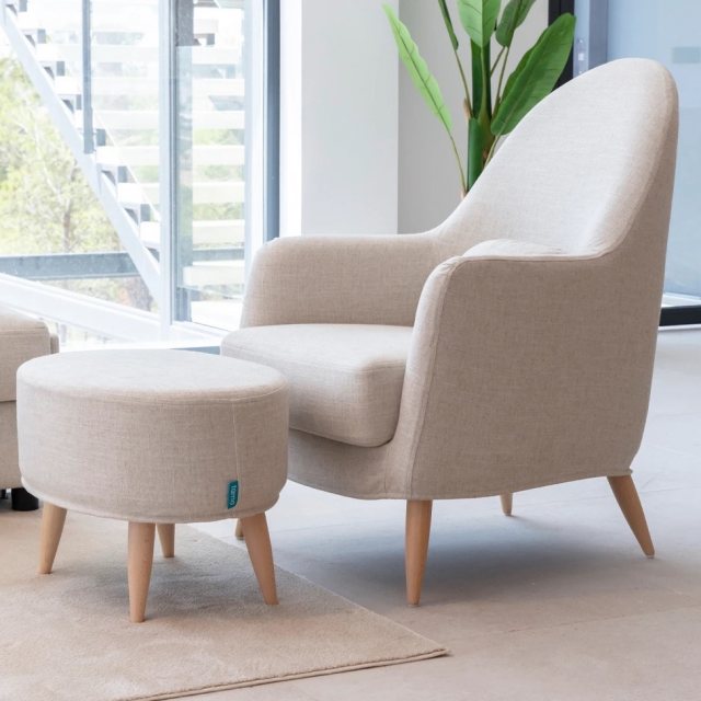 Compact scandi fama Miranda armchair
