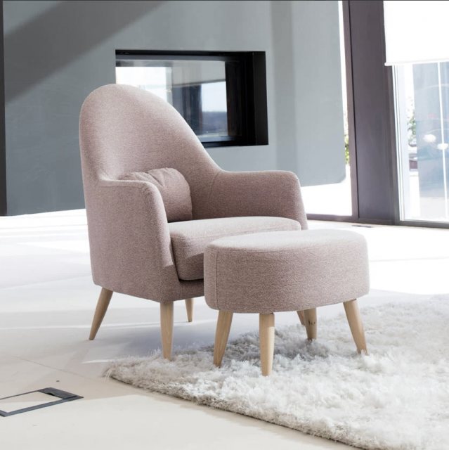 small fama armchair with look covers