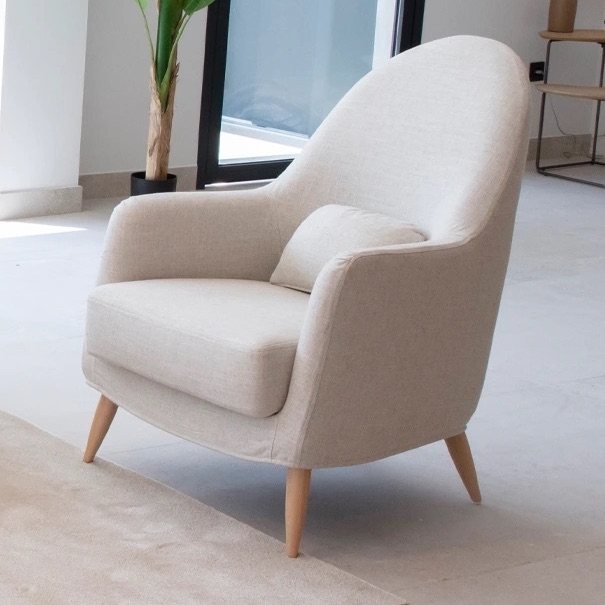 Fama Miranda accent chair