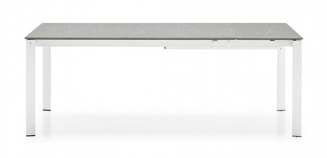 Connubia Calligaris extending Eminence table extended