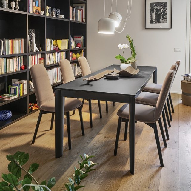 Connubia Calligaris Lord modern dining table