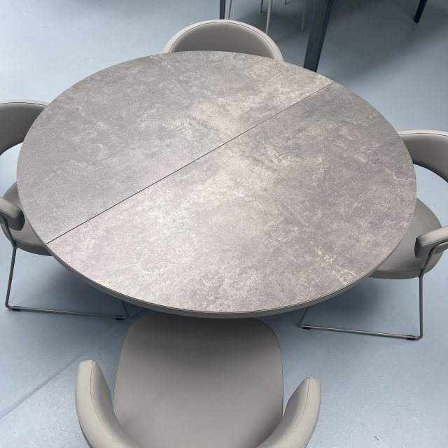 Connubia Calligaris extending Giove table with ceramic top