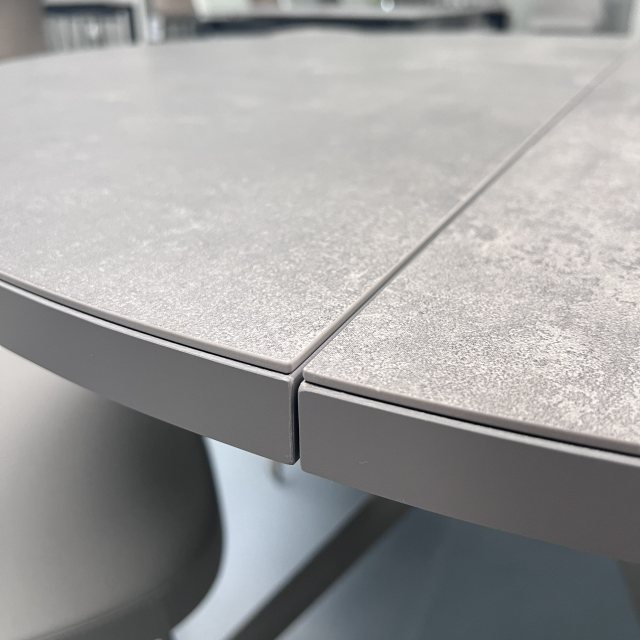 Connubia Giove ceramic table top close detail