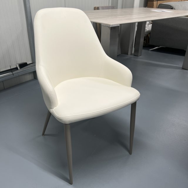 Bontempi Casa 1 x Bontempi Ingenia Matilda chair - covered in TR500 faux leather