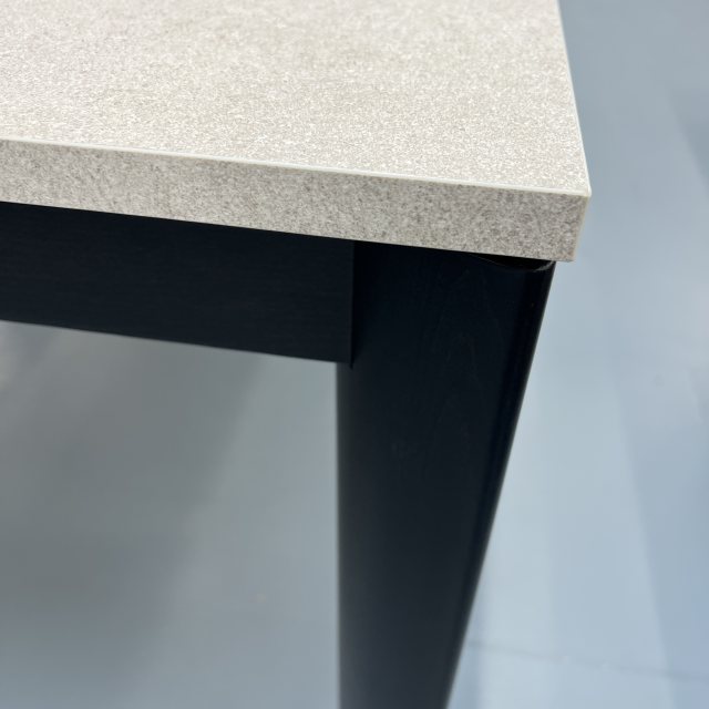 Connubia Calligaris Connubia Calligaris extending Lord table 160-220 x 90 with melamine top & ash smoke legs