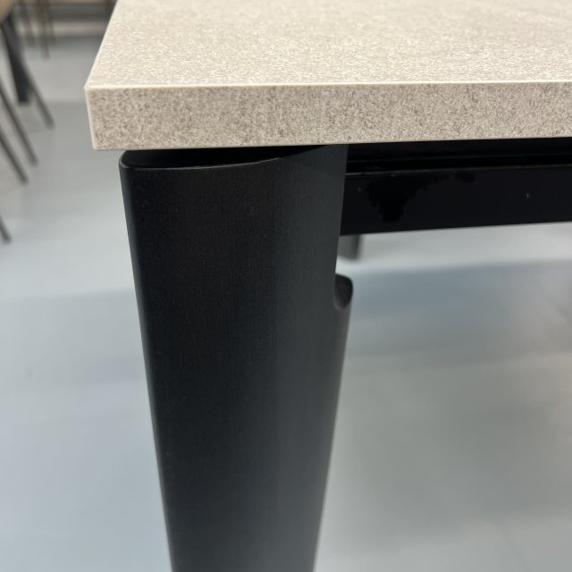 Connubia Calligaris Connubia Calligaris extending Lord table 160-220 x 90 with melamine top & ash smoke legs