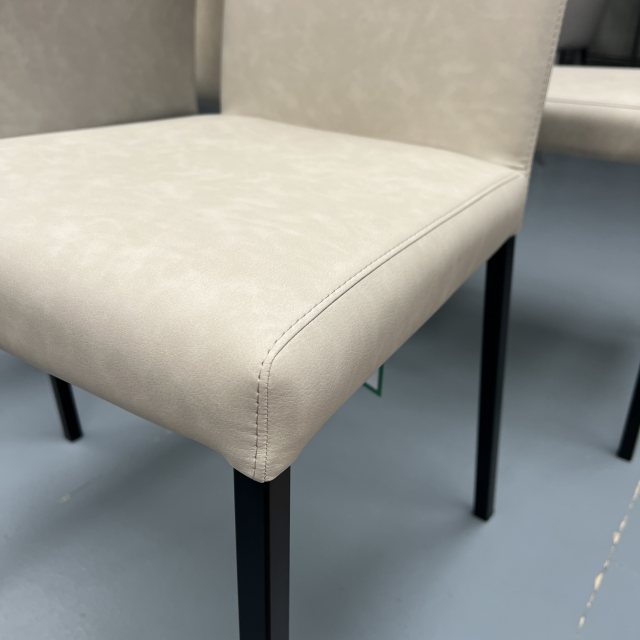 Connubia Calligaris 4 x Connubia Calligaris Garda chair - CB1525