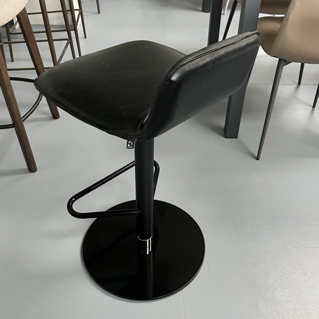 Connubia Calligaris 1 x Connubia Calligaris Riley barstool - CB2109 - G8N