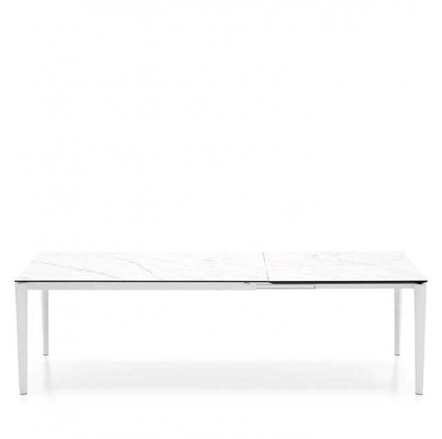 Connubia Calligaris extending Artic Fast table - extended