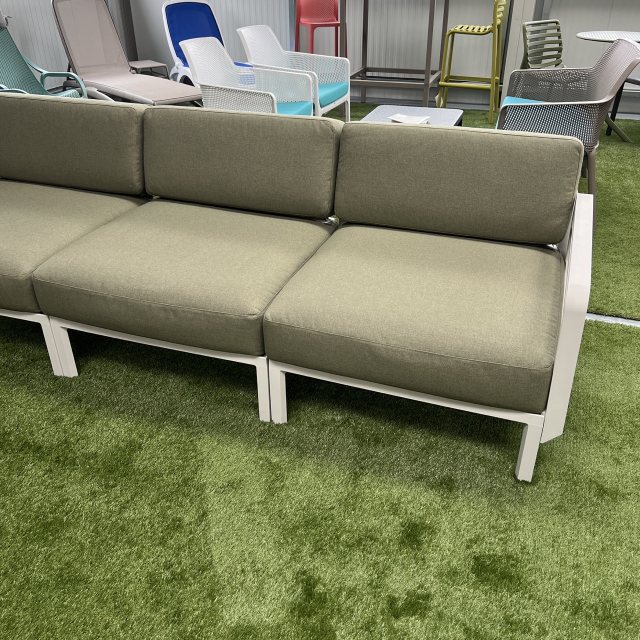 Nardi Maximo 3 seater outdoor sofa