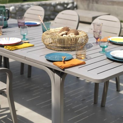 Nardi Alloro outdoor extending dining table