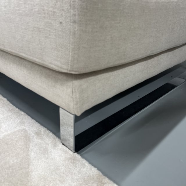 Fama Fama Opera corner sofa - covered in Axis 07