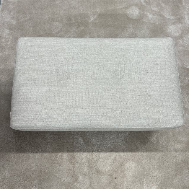 Fama Fama opera footstool - ex.display