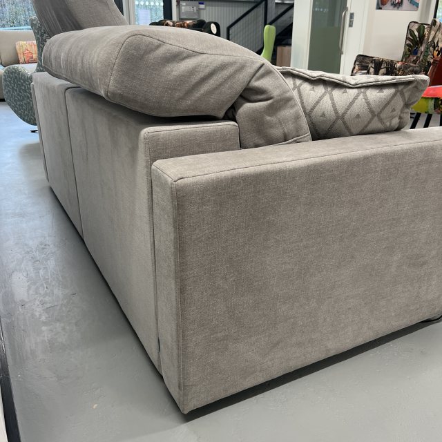 Fama Fama Paradis 2 seater sofa - covered in Aneto 09