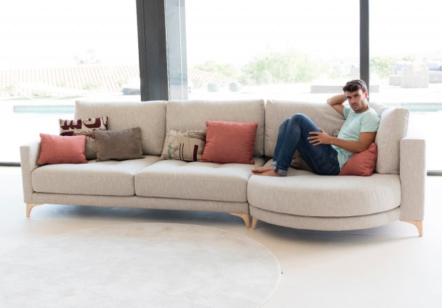 Fama Opera sofa with chaise