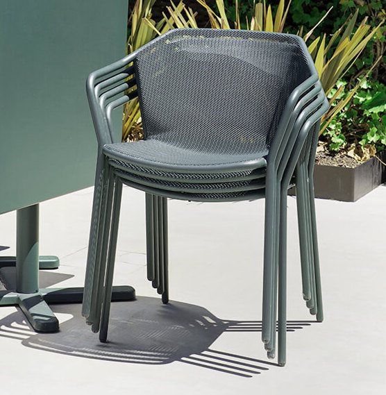Emu Darwin 522 patio dining armchairs