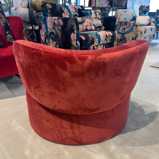 Fama Zora armchair