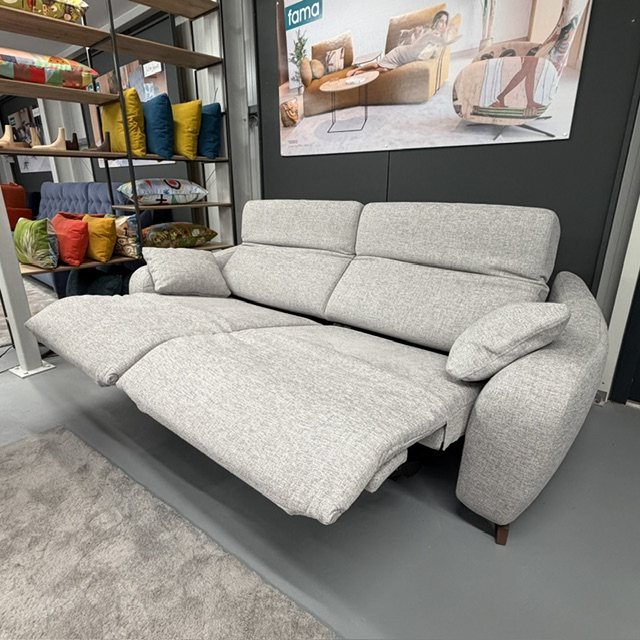 Fama Babylon 2 seater electric recliner sofa using MR and MR seats with BY and BY arms