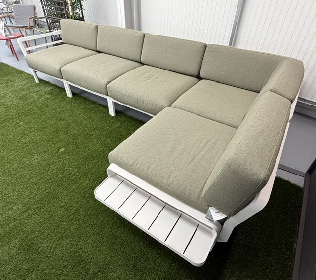 Nardi Maximo 5 outdoor corner sofa in Gesso frame and Timo fabric cushions