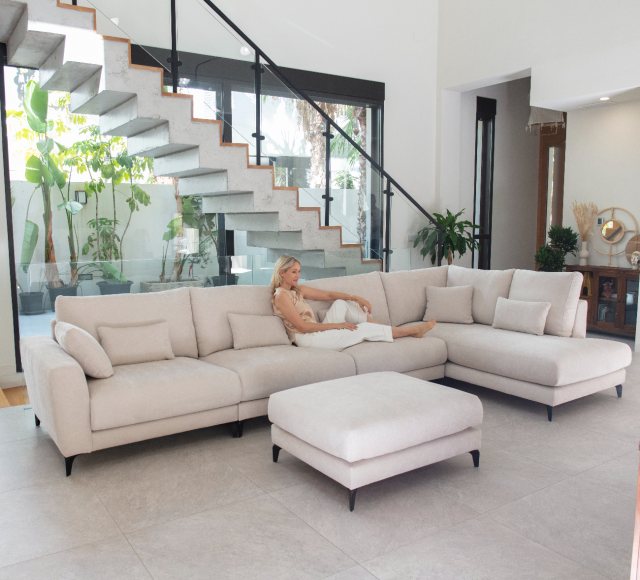 Fama Scala modular corner sofa with right-hand open-ended divan